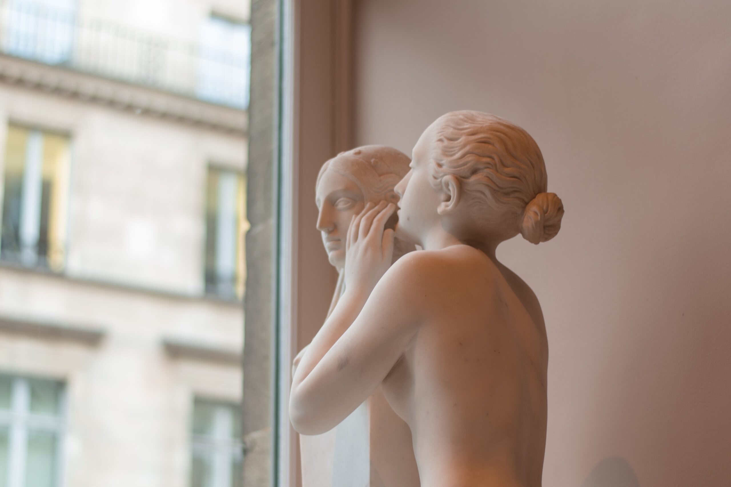 sculptures qui chuchotent des secrets